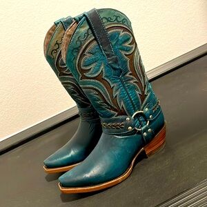 Women boots